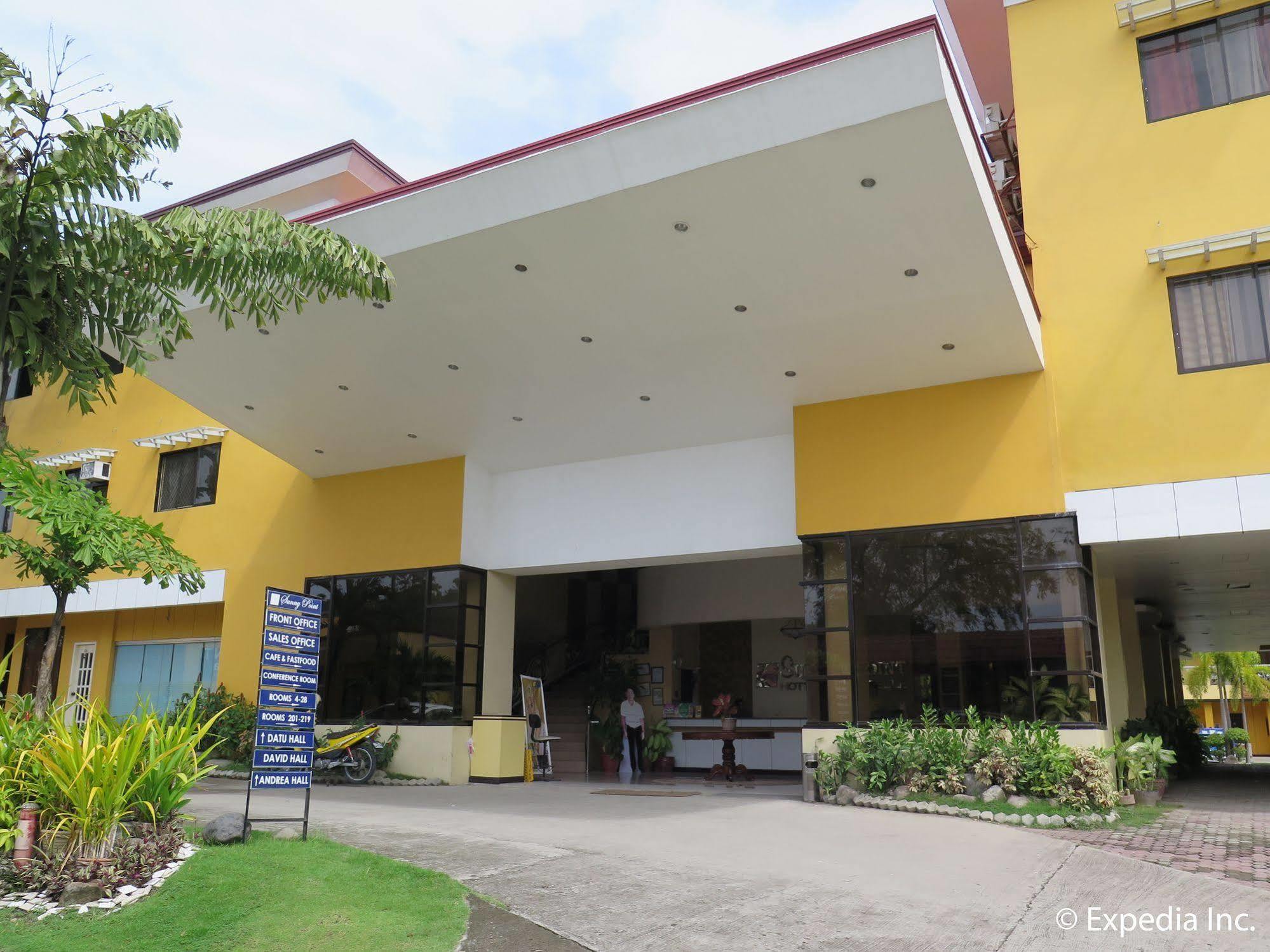 Oyo 197 Sunny Point Hotel Davao City Εξωτερικό φωτογραφία