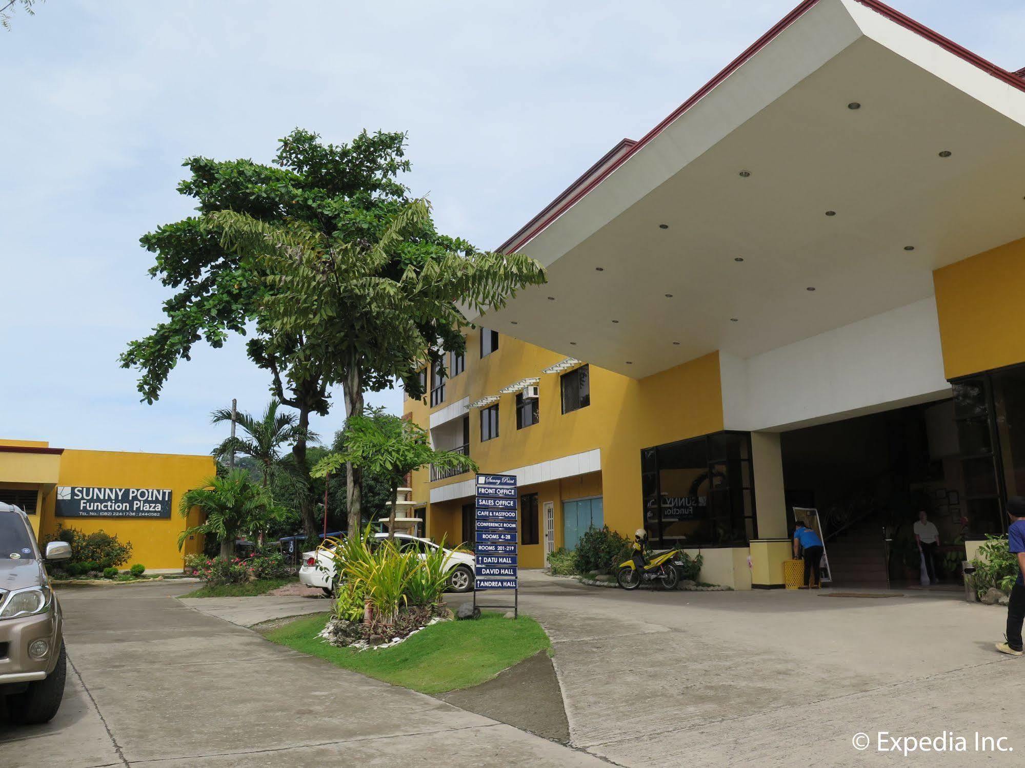 Oyo 197 Sunny Point Hotel Davao City Εξωτερικό φωτογραφία