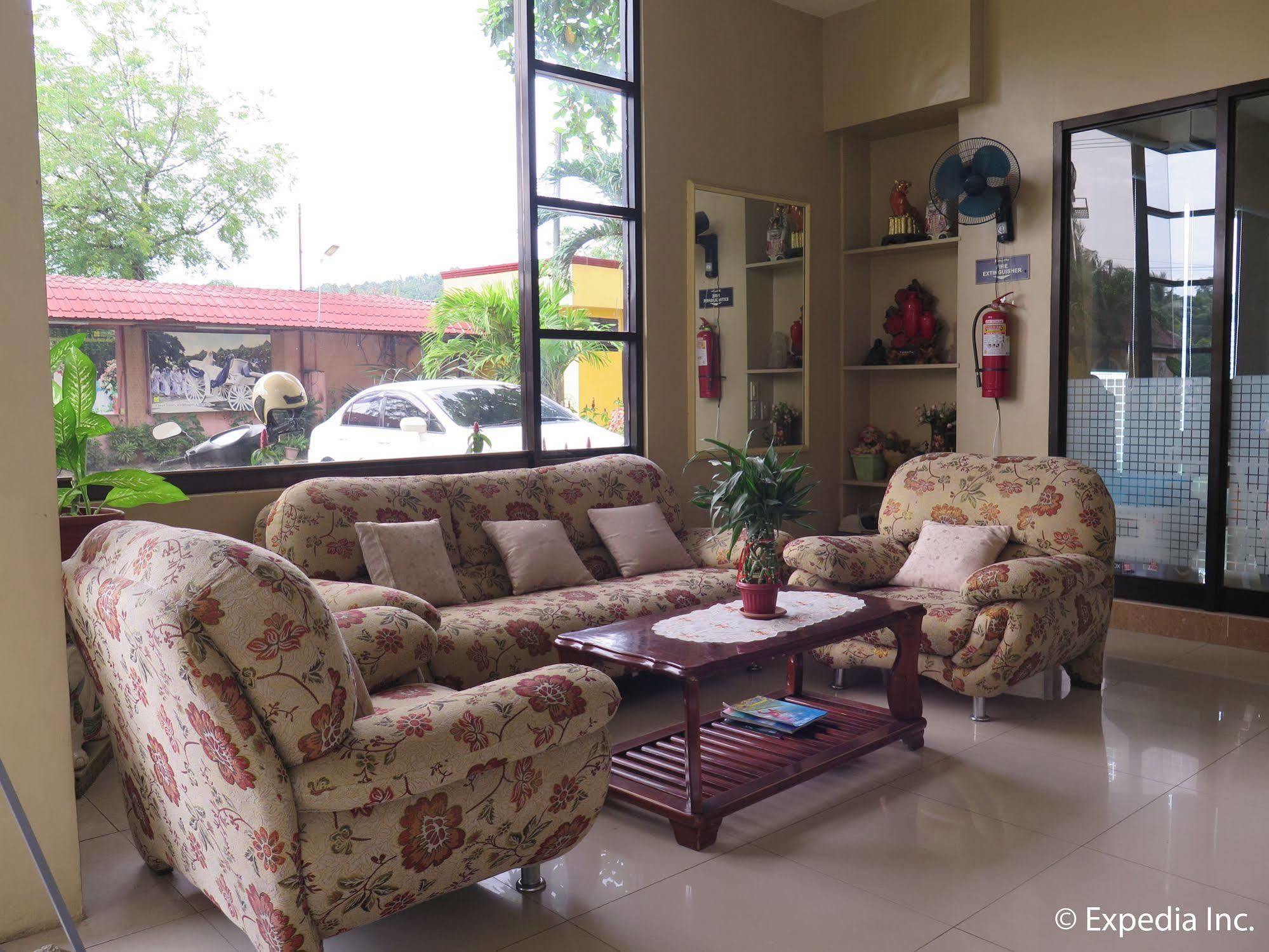 Oyo 197 Sunny Point Hotel Davao City Εξωτερικό φωτογραφία