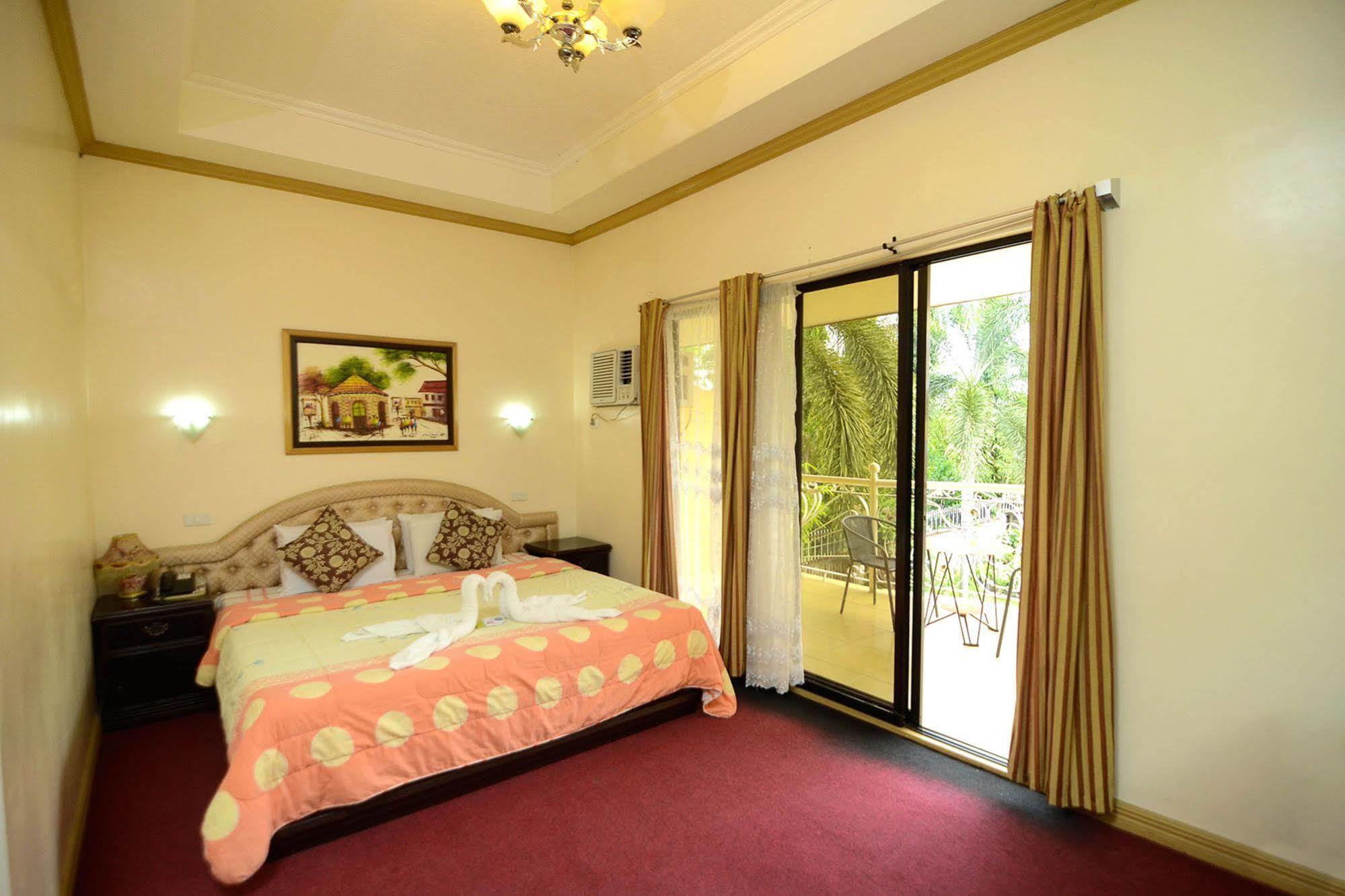 Oyo 197 Sunny Point Hotel Davao City Εξωτερικό φωτογραφία