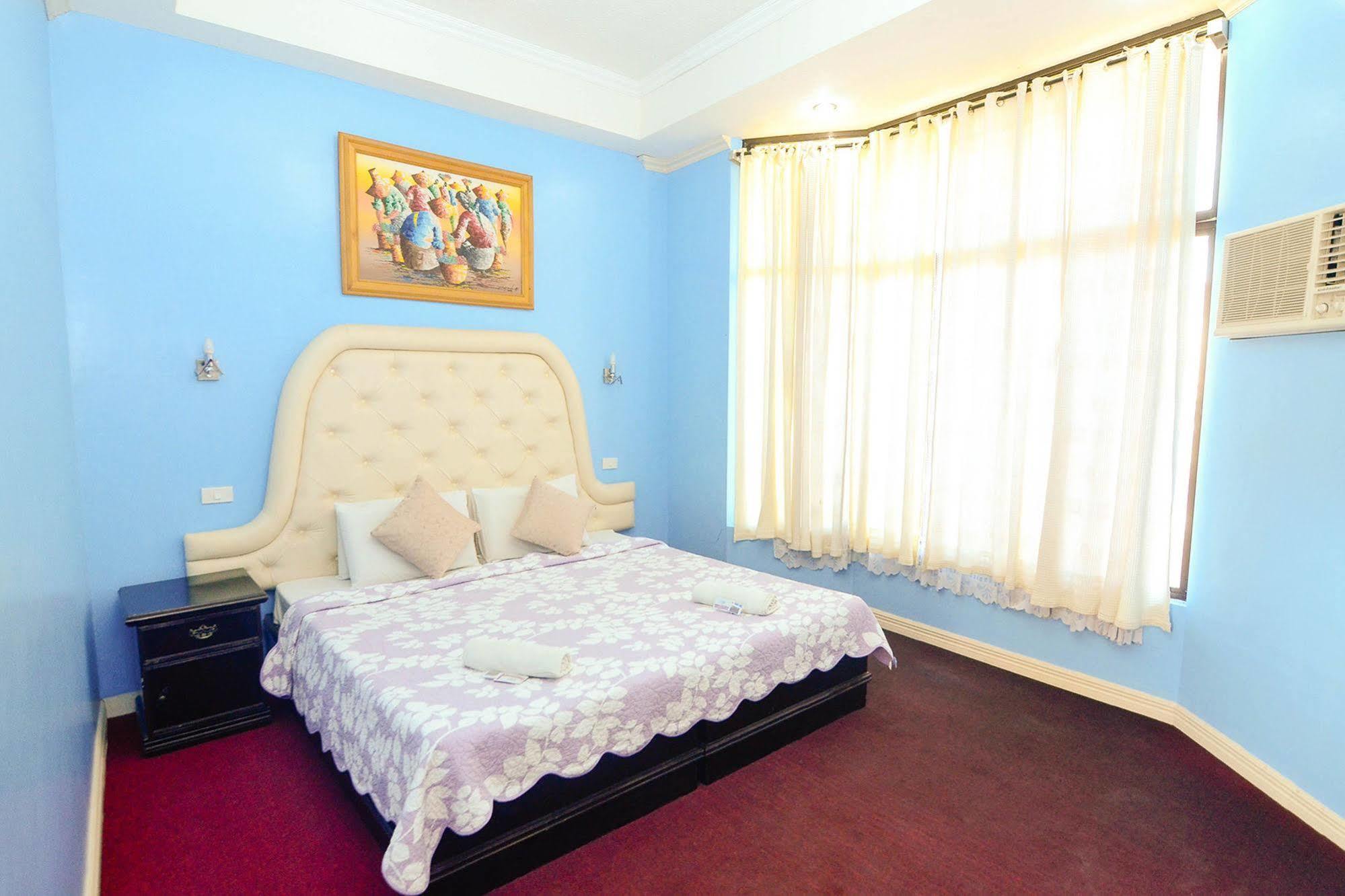 Oyo 197 Sunny Point Hotel Davao City Εξωτερικό φωτογραφία