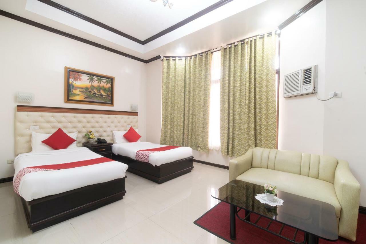Oyo 197 Sunny Point Hotel Davao City Εξωτερικό φωτογραφία