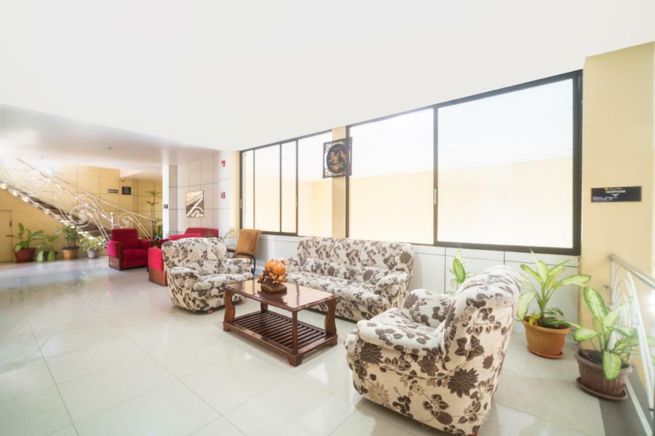 Oyo 197 Sunny Point Hotel Davao City Εξωτερικό φωτογραφία